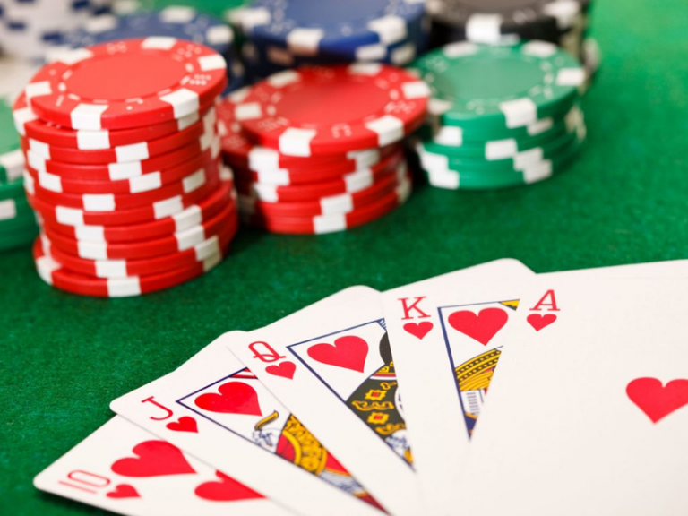 How to Start Playing at Online Casinos?
